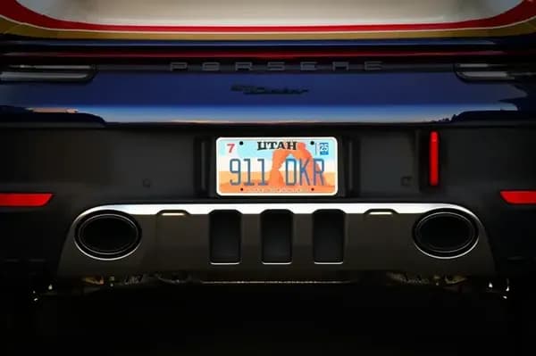 VIDIO Hide Plates in Car Videos Use Case 3