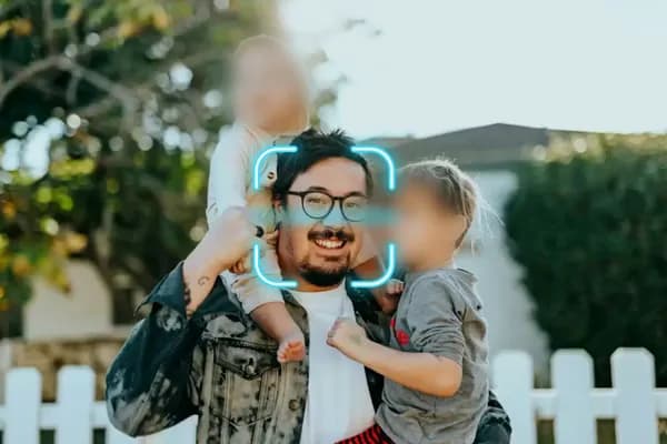 VIDIO AI Face Blurring - Example #4